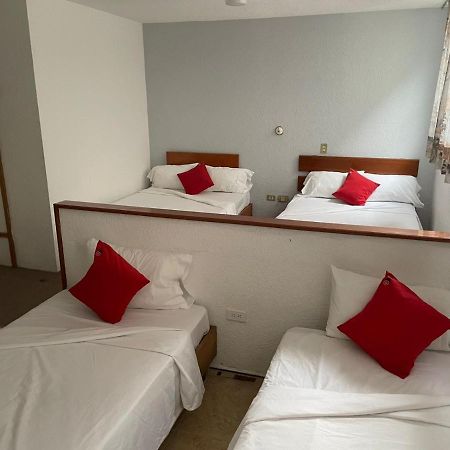 Hotel Italia أوكدجوسلينس المظهر الخارجي الصورة