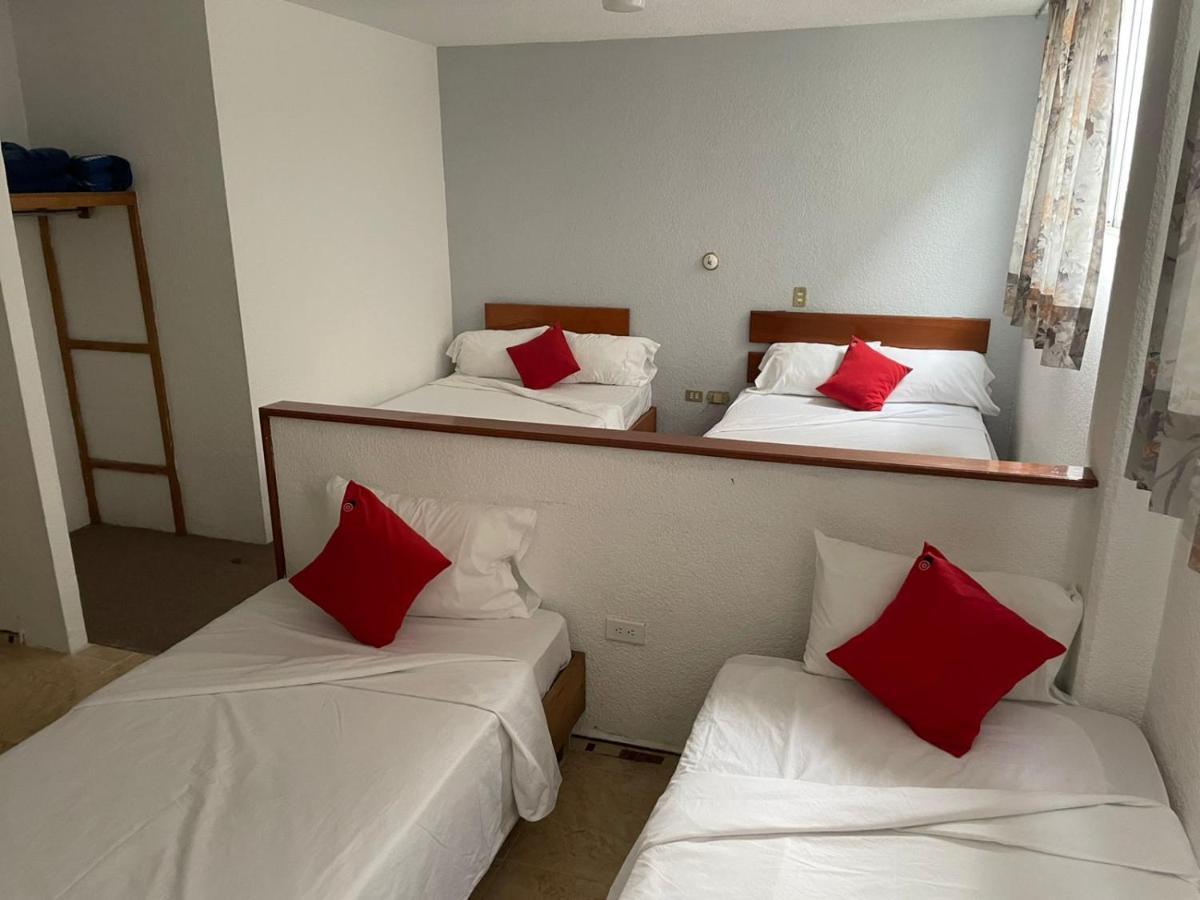 Hotel Italia أوكدجوسلينس المظهر الخارجي الصورة